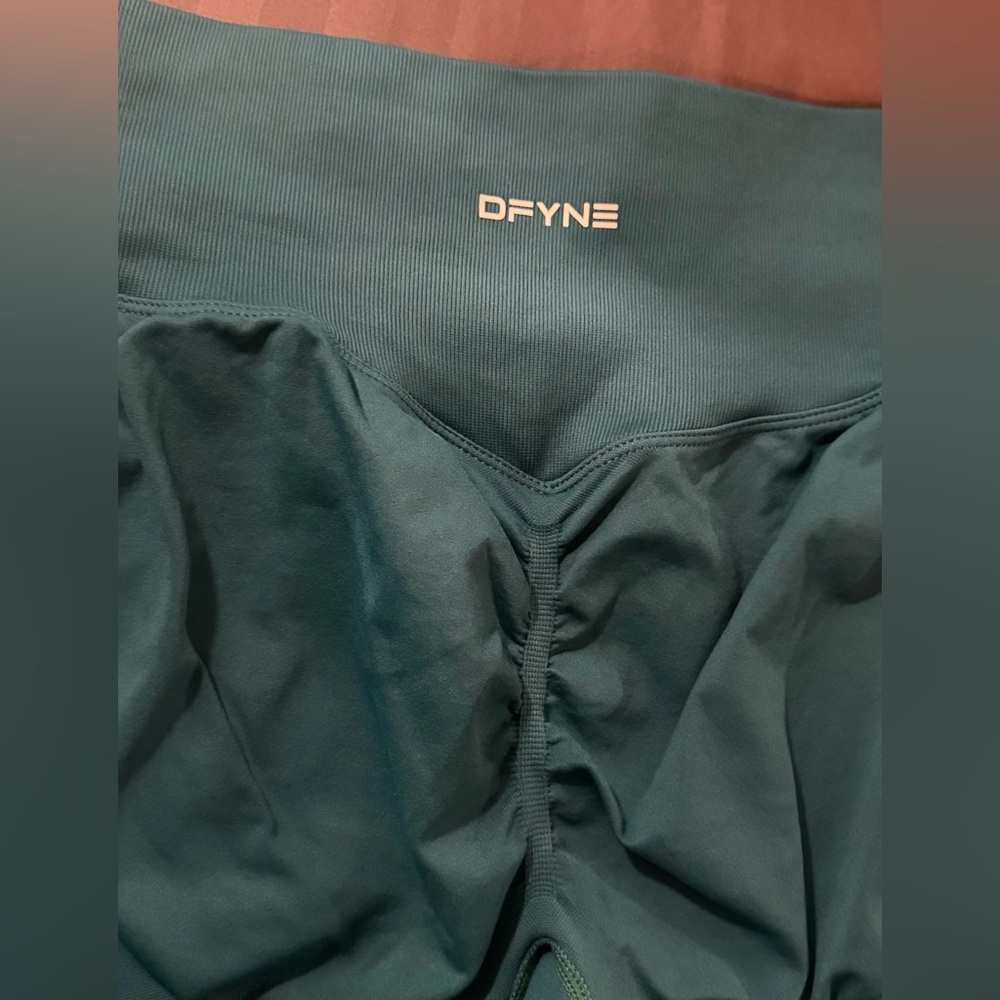 Dfyne Leggings - Picture 3 of 4